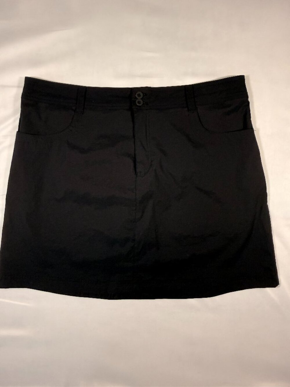 Eddie Bauer Size 16 Black Outdoor Skirt